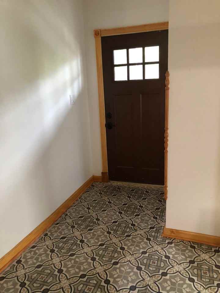 2418 Perry St - Photo 3 of 6