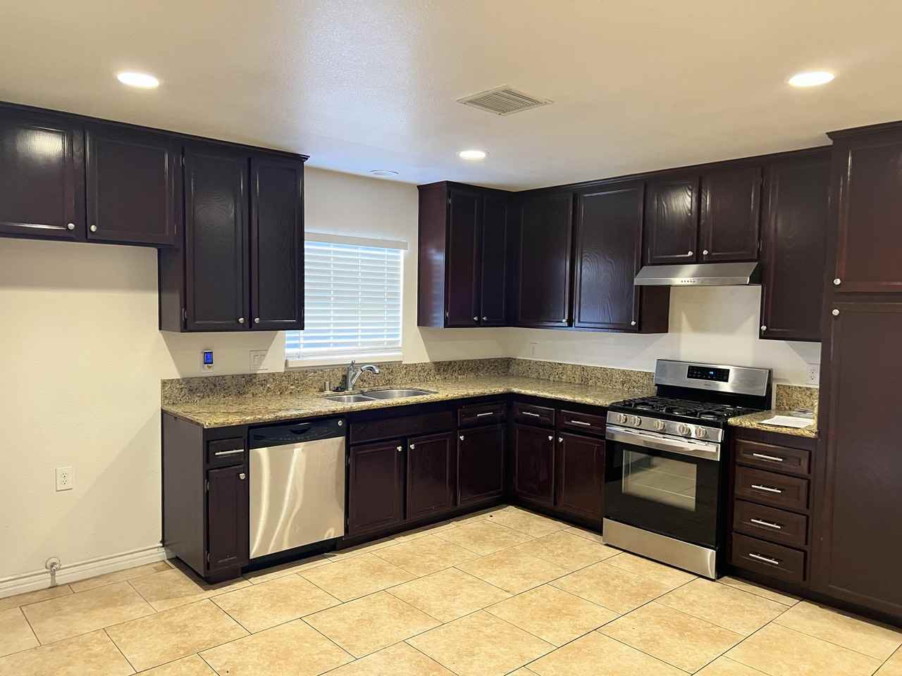 12541 Softwind Dr #1 - Photo 3 of 27