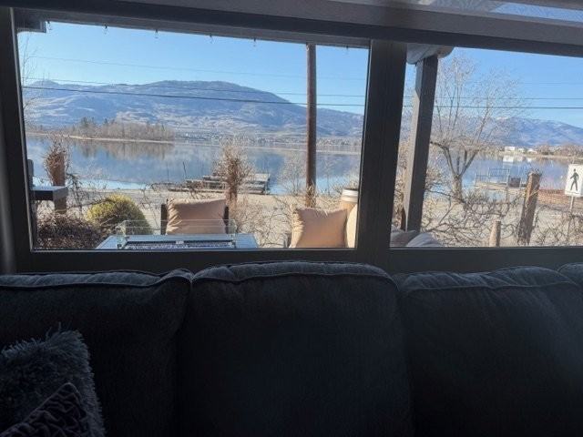 4601 Lakeshore Dr - Photo 2 of 18