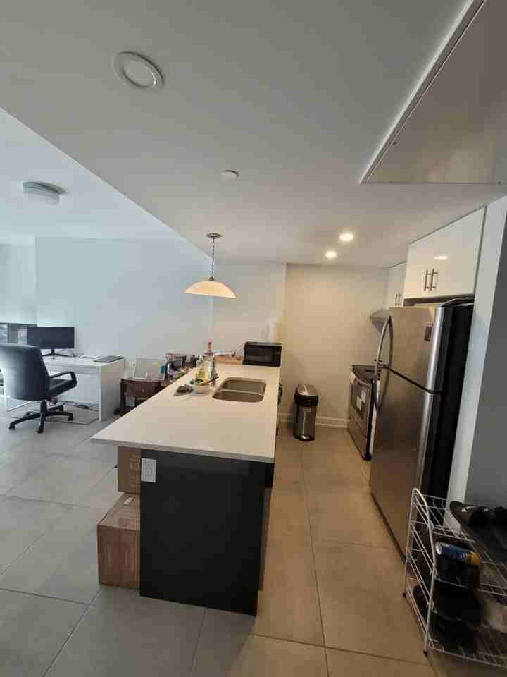 6250 Av Lennox - Photo 2 of 10