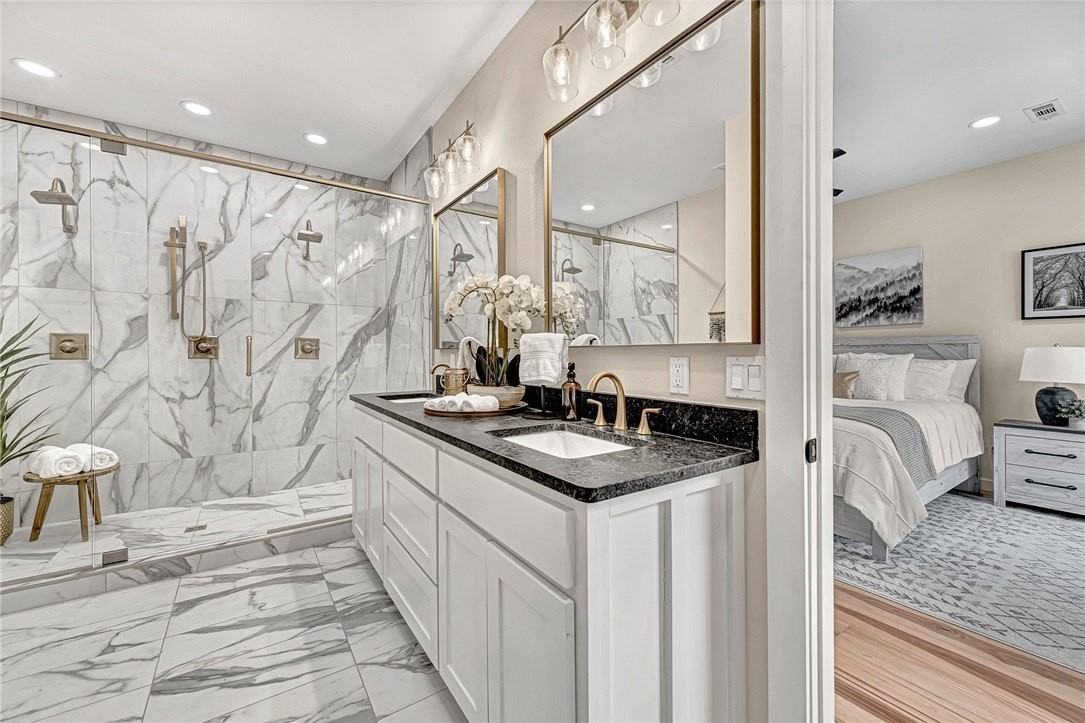 1433 S Duncan Ave - Photo 5 of 50