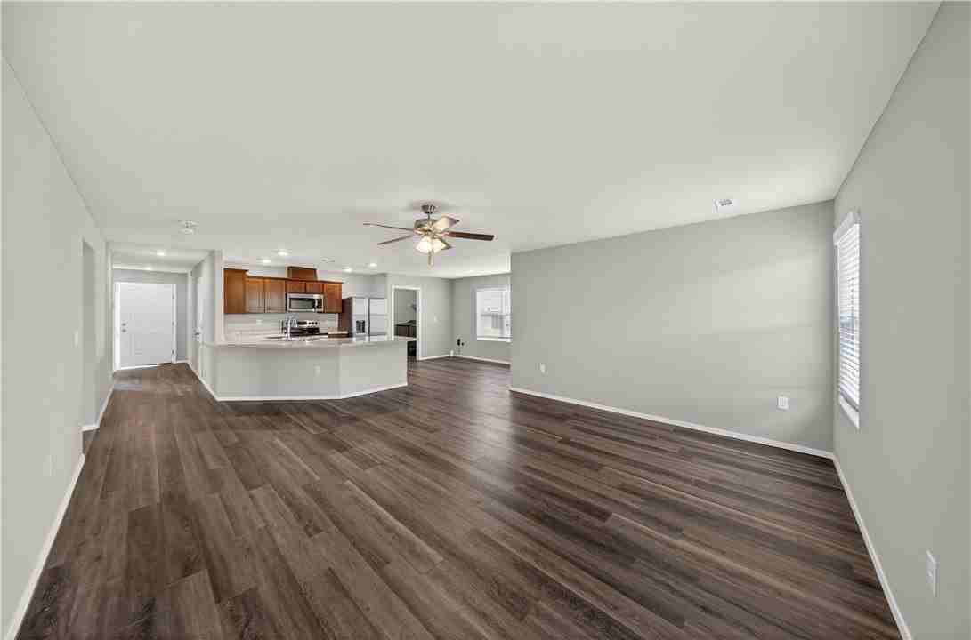 4404 Sw Sackett Ave - Photo 2 of 22