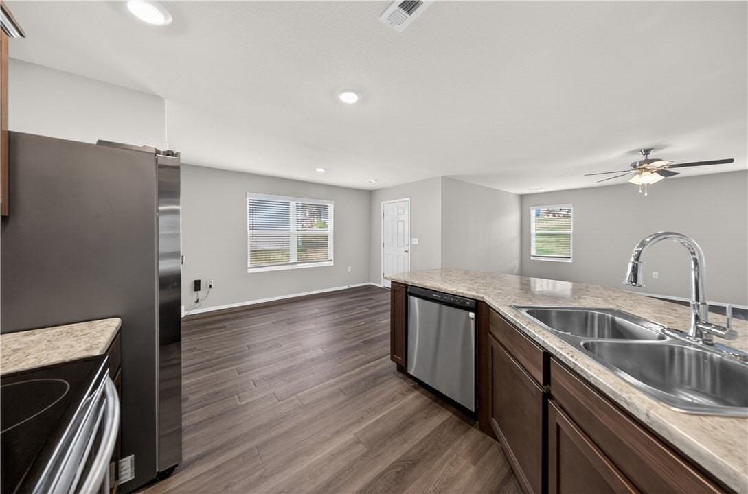 4404 Sw Sackett Ave - Photo 7 of 22