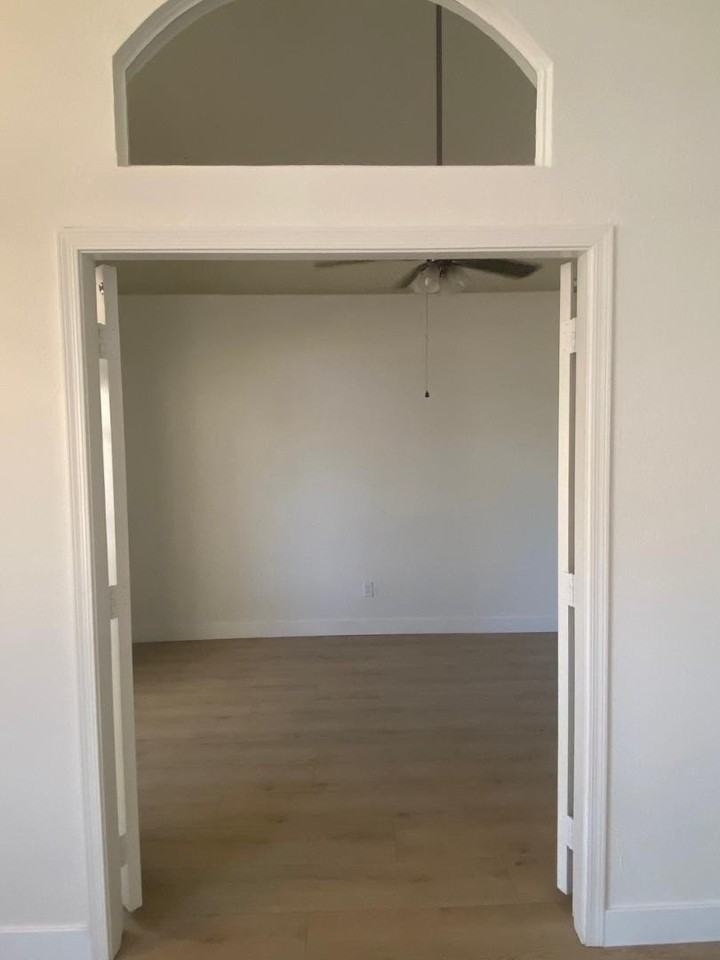 8122 E Theresa Dr - Photo 5 of 16