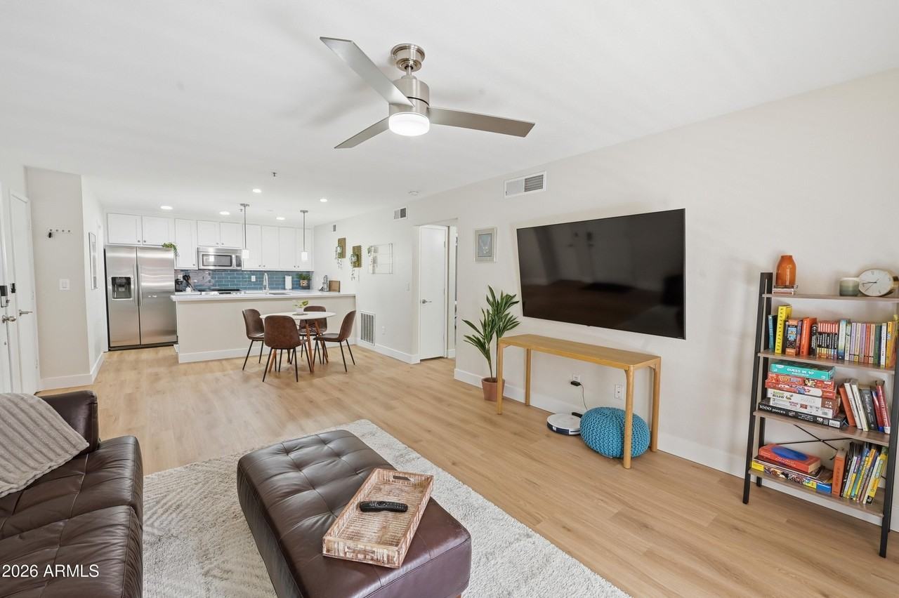 4704 E Paradise Village Pkwy N Apt 228 - Photo 7 of 33