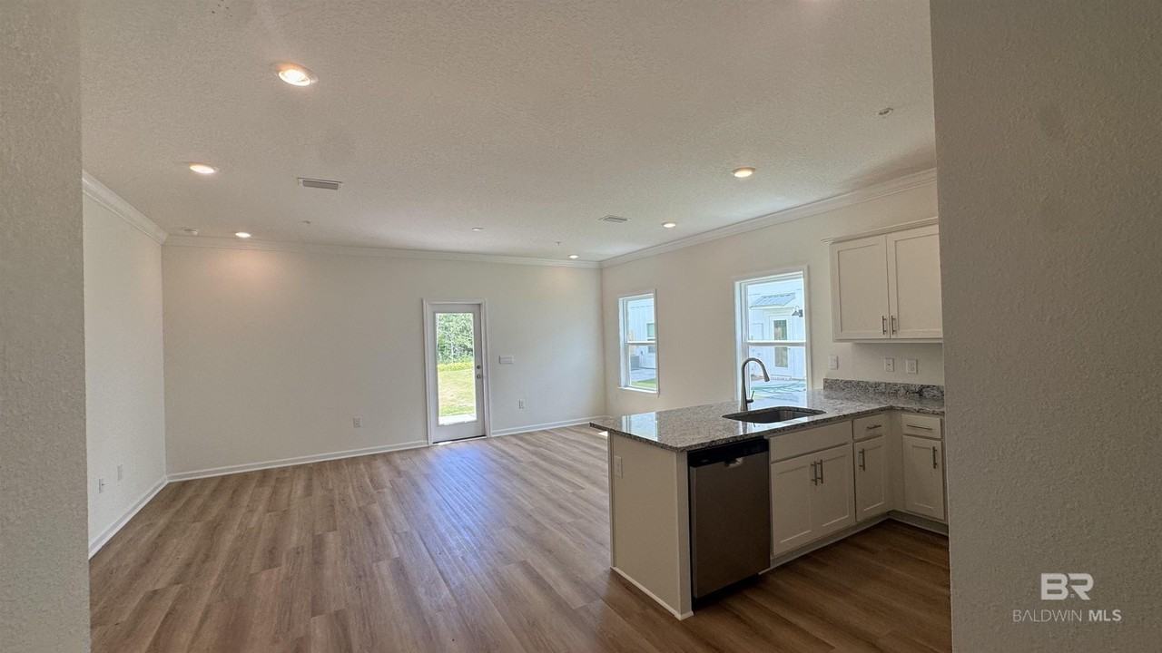 4144 Blue Water Drive - Photo 2 of 3