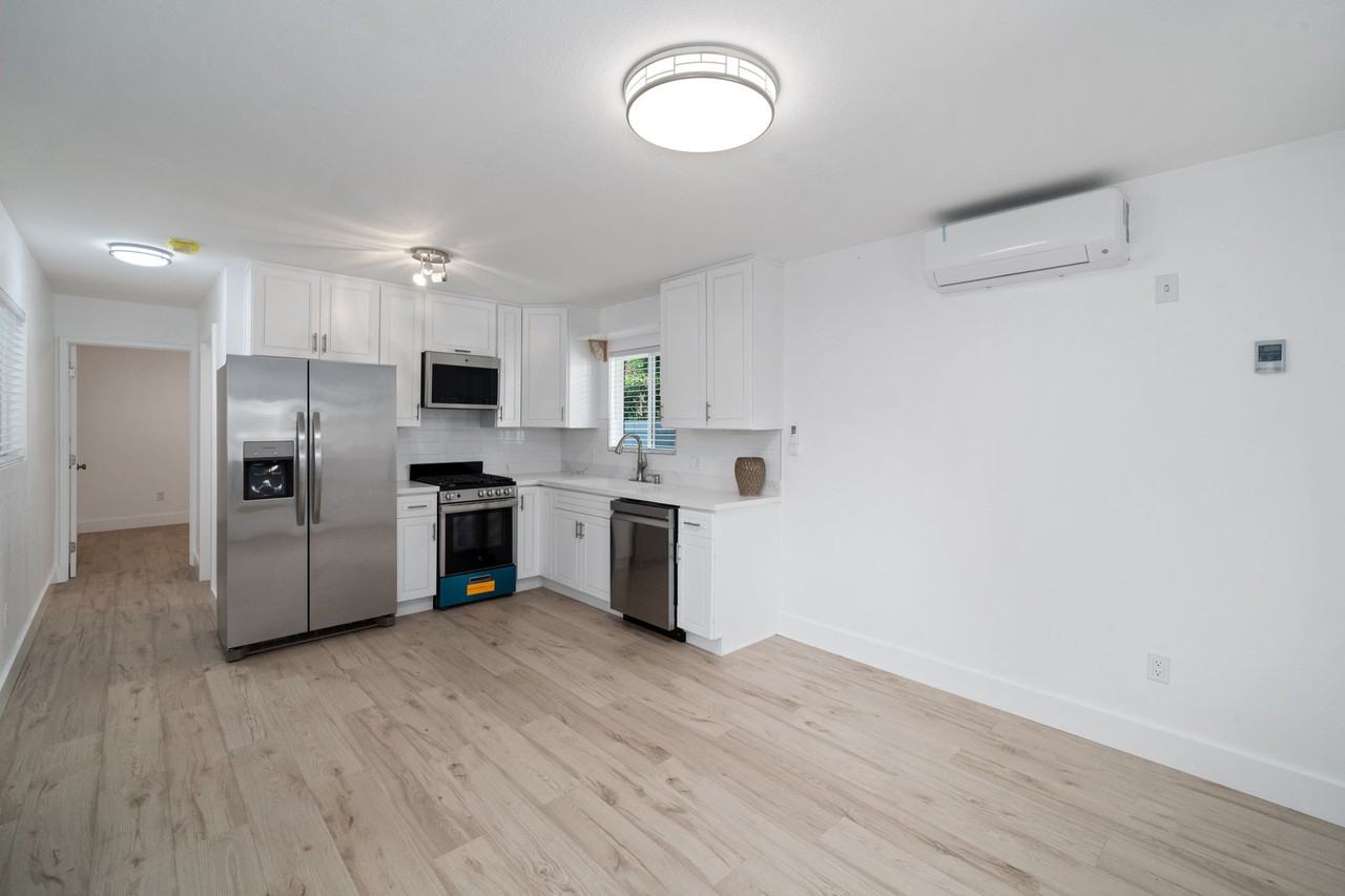 4714 Berryman Ave #1 - Photo 4 of 14