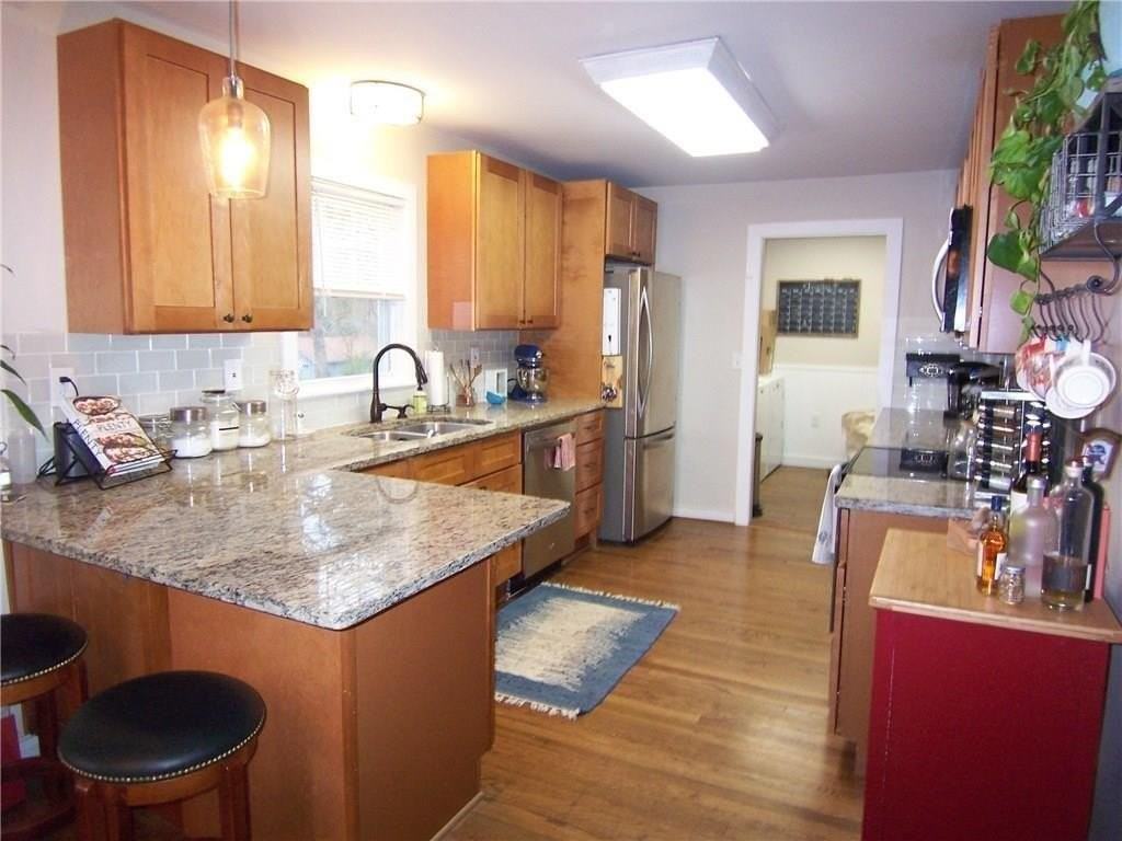 125 King St - Photo 4 of 11