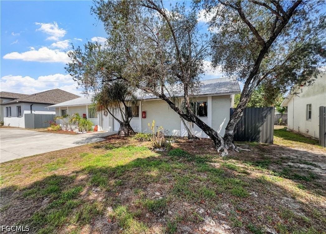 17435 Barbara Dr - Photo 3 of 22