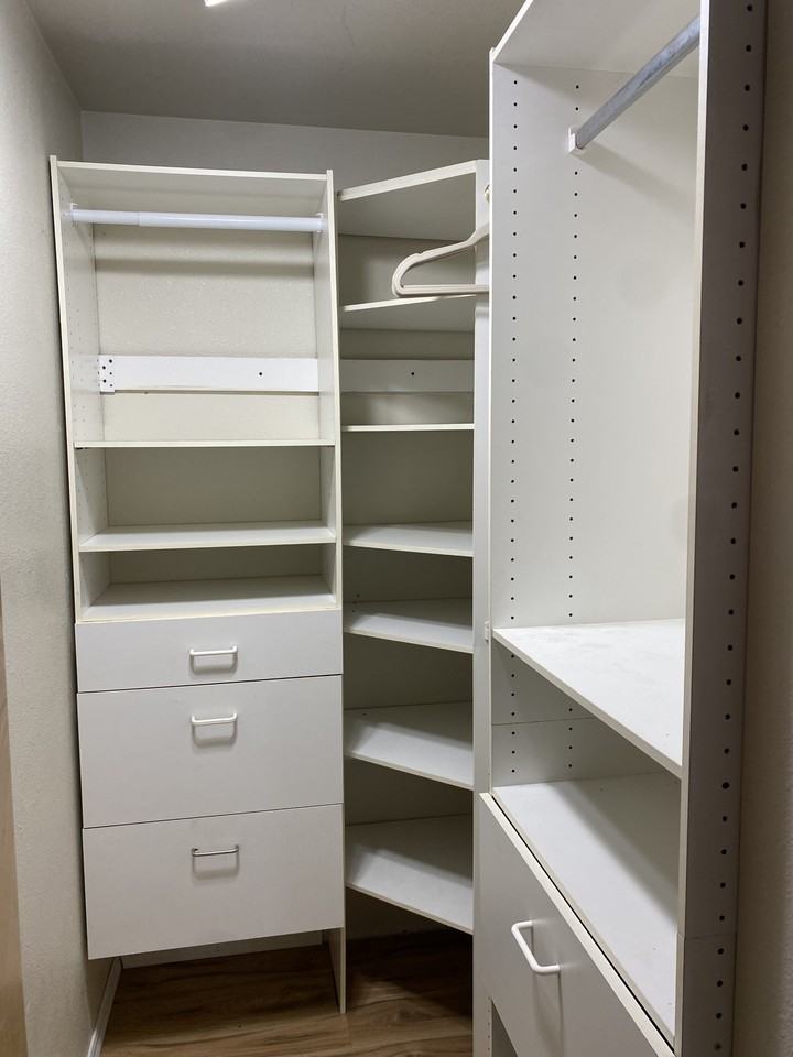 677 Lake Island Ave Se #1 - Photo 4 of 32