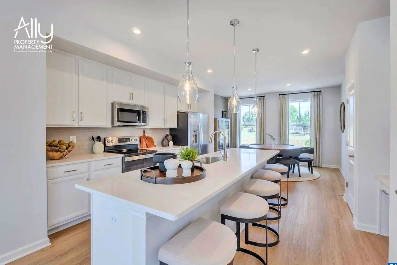 4959 Lexi Ln #1 - Photo 4 of 45