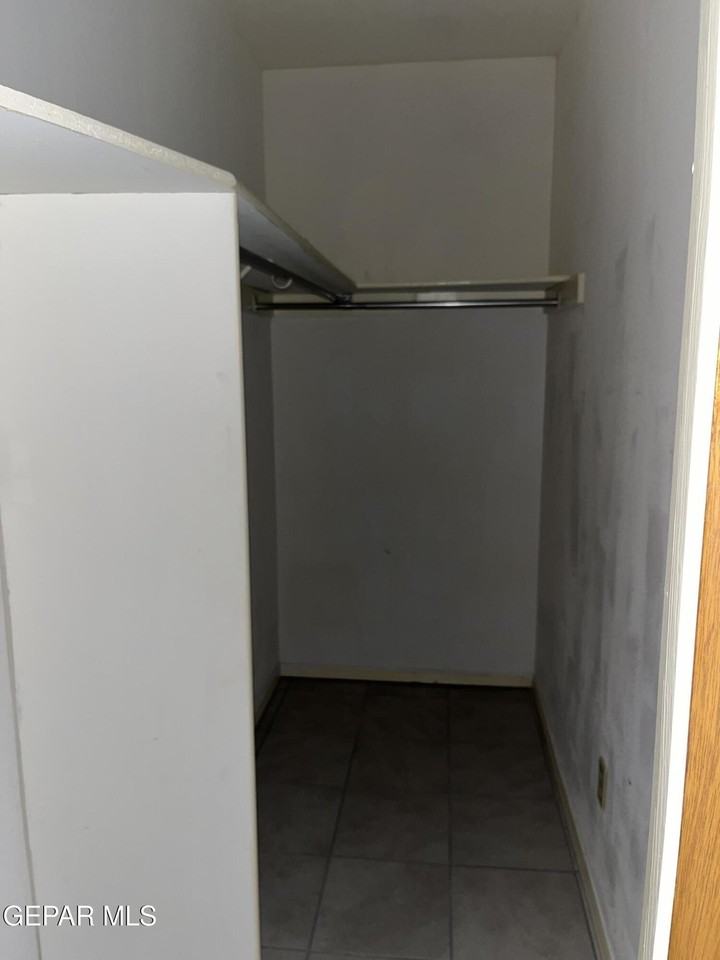 4006 Skyline Ave Unit A - Photo 6 of 13