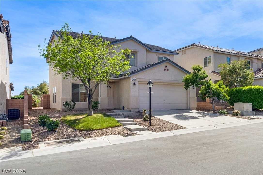 10429 Vinson Point Ave - Photo 3 of 44