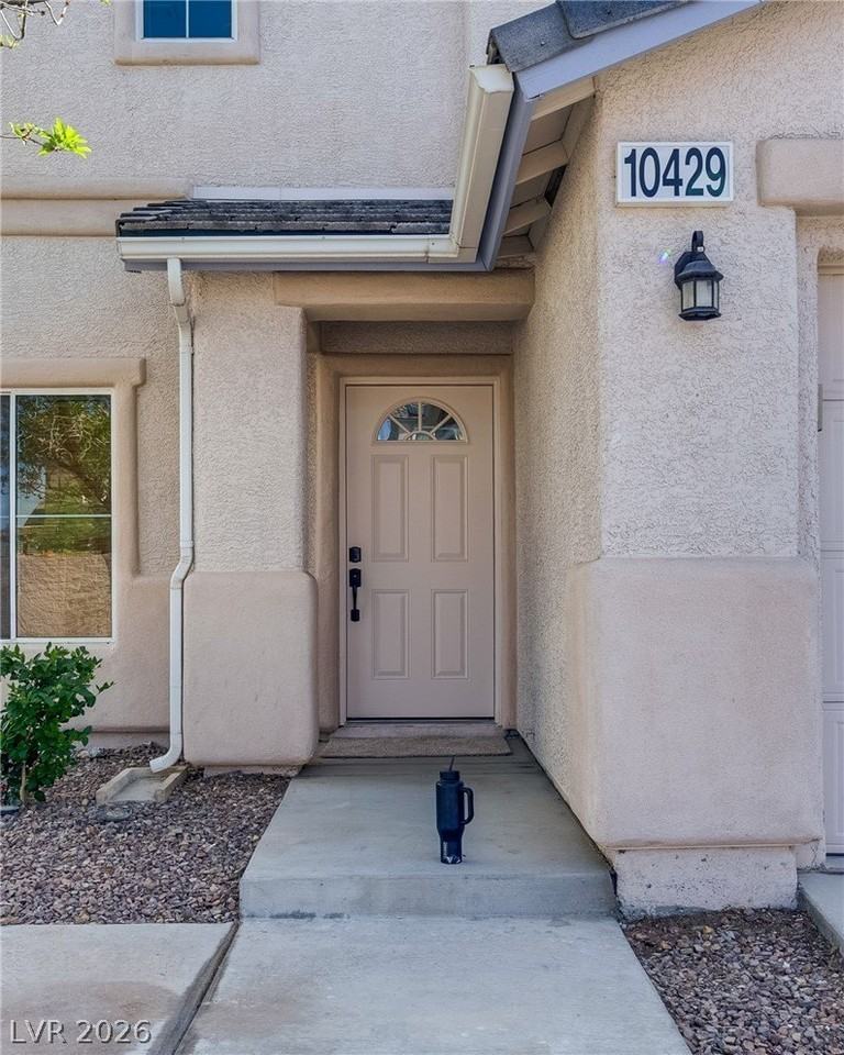 10429 Vinson Point Ave - Photo 4 of 44