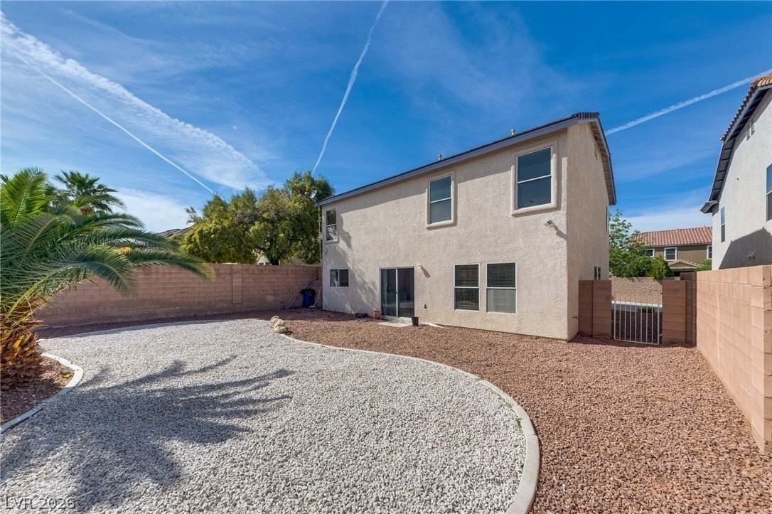 10429 Vinson Point Ave - Photo 6 of 44