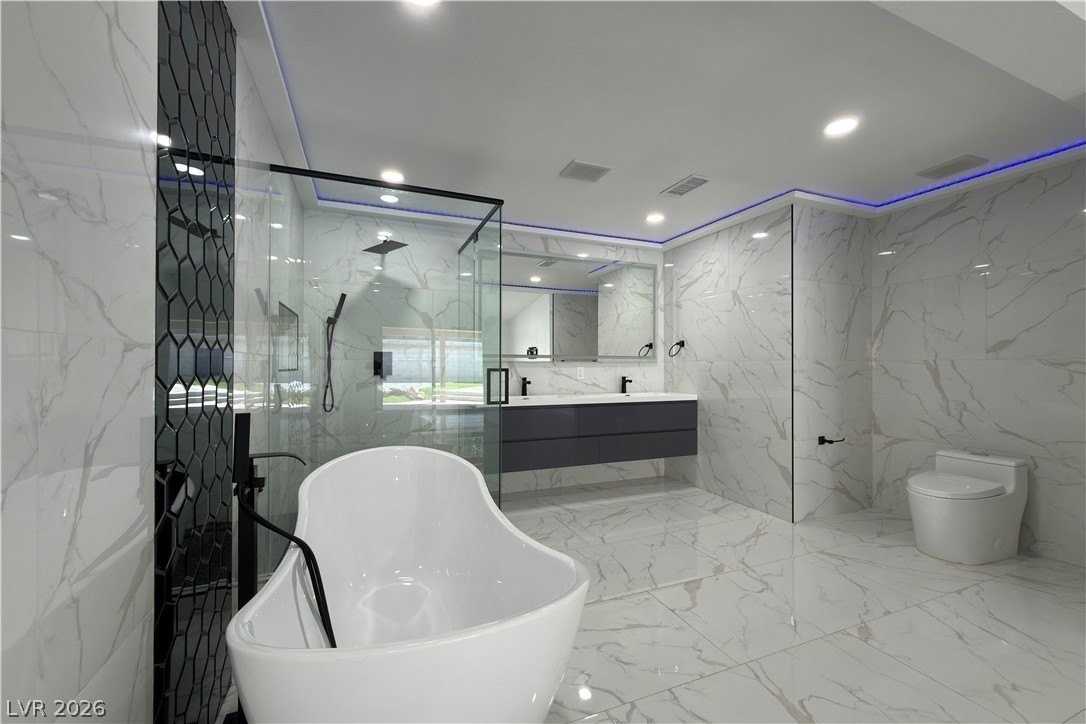 3809 Cranbrook Hill St - Photo 4 of 19