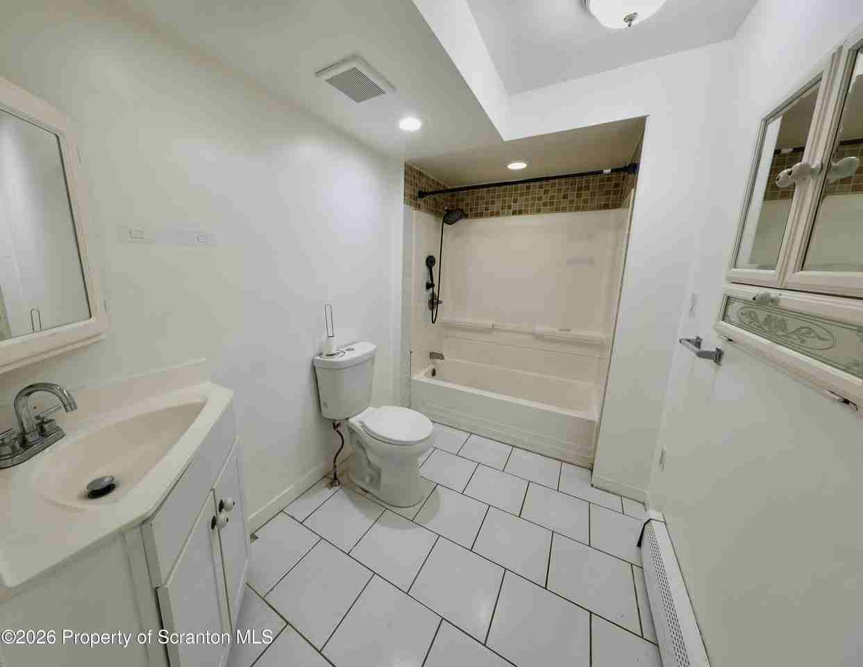 15 Frederick St - Photo 4 of 14