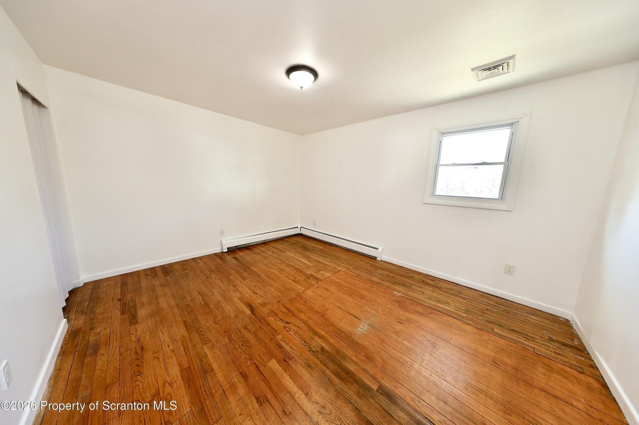 15 Frederick St - Photo 5 of 14