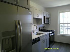 7 Bashford Ave #7B - Photo 1 of 1