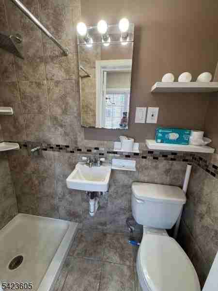 489 N 11th St - Photo 4 of 10