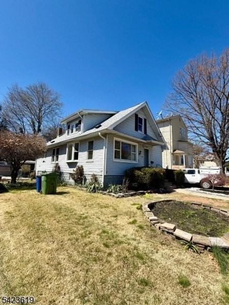 206 Amsterdam Ave - Photo 3 of 22