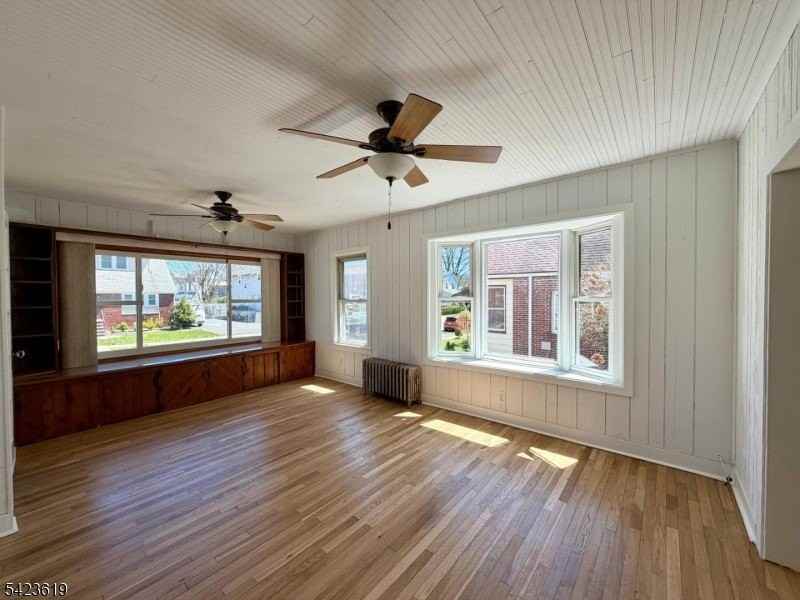 206 Amsterdam Ave - Photo 5 of 22