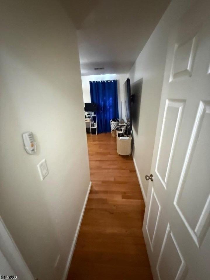 6 Boyard Ct - Photo 3 of 10