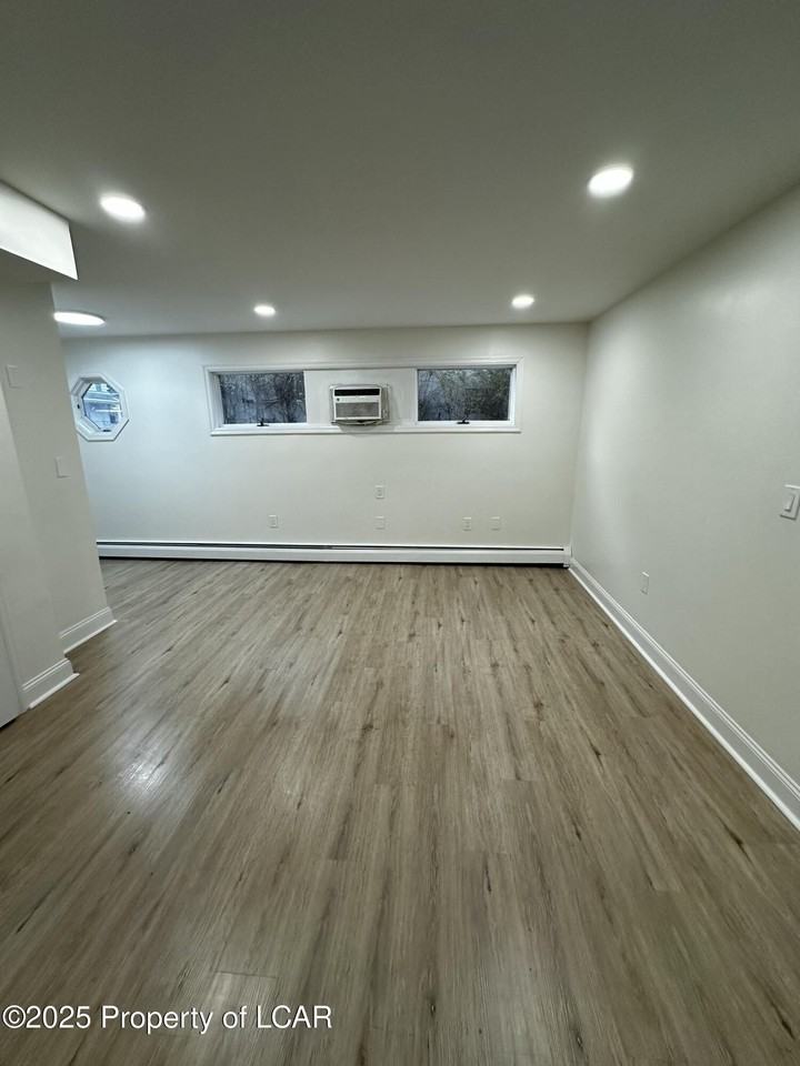 1414 Lafayette St - Photo 2 of 10