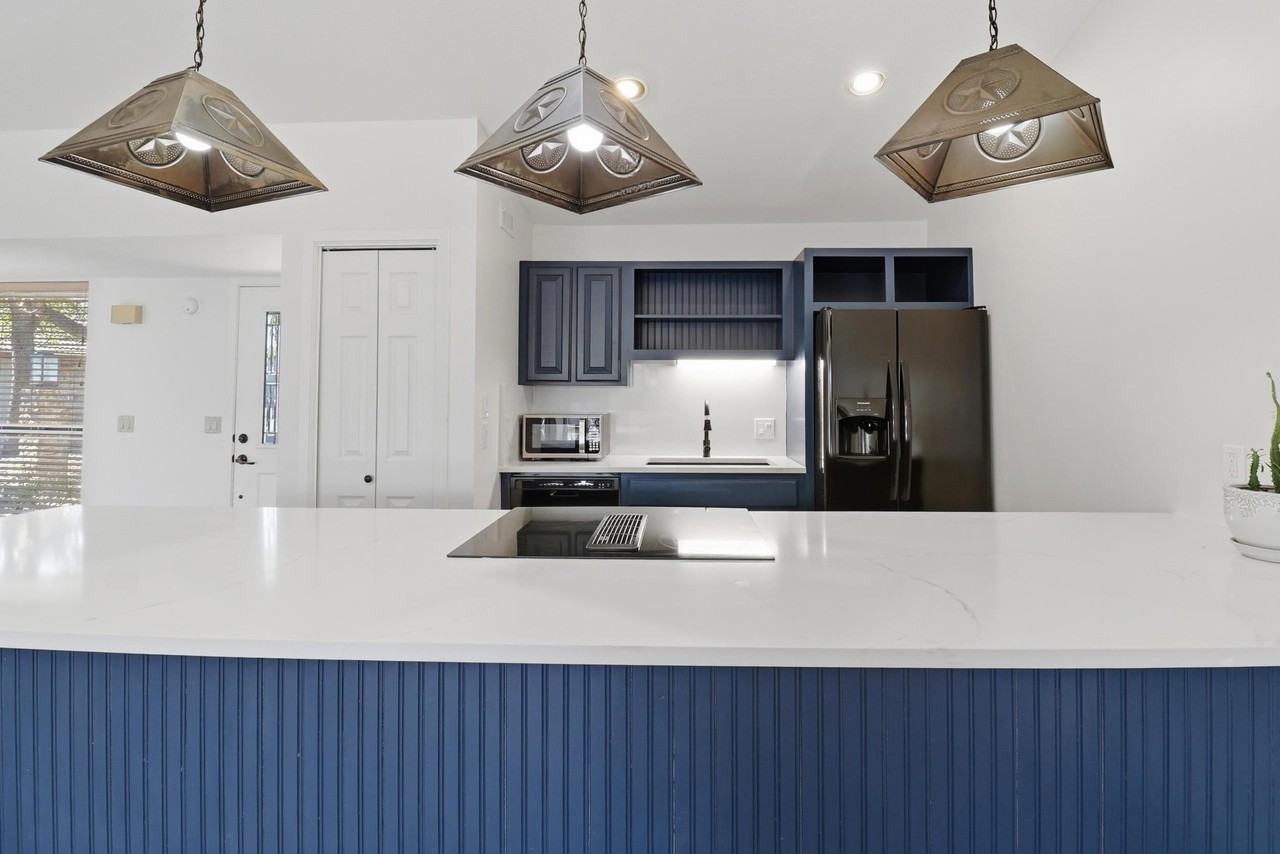 100 Bay Point Dr - Photo 7 of 26