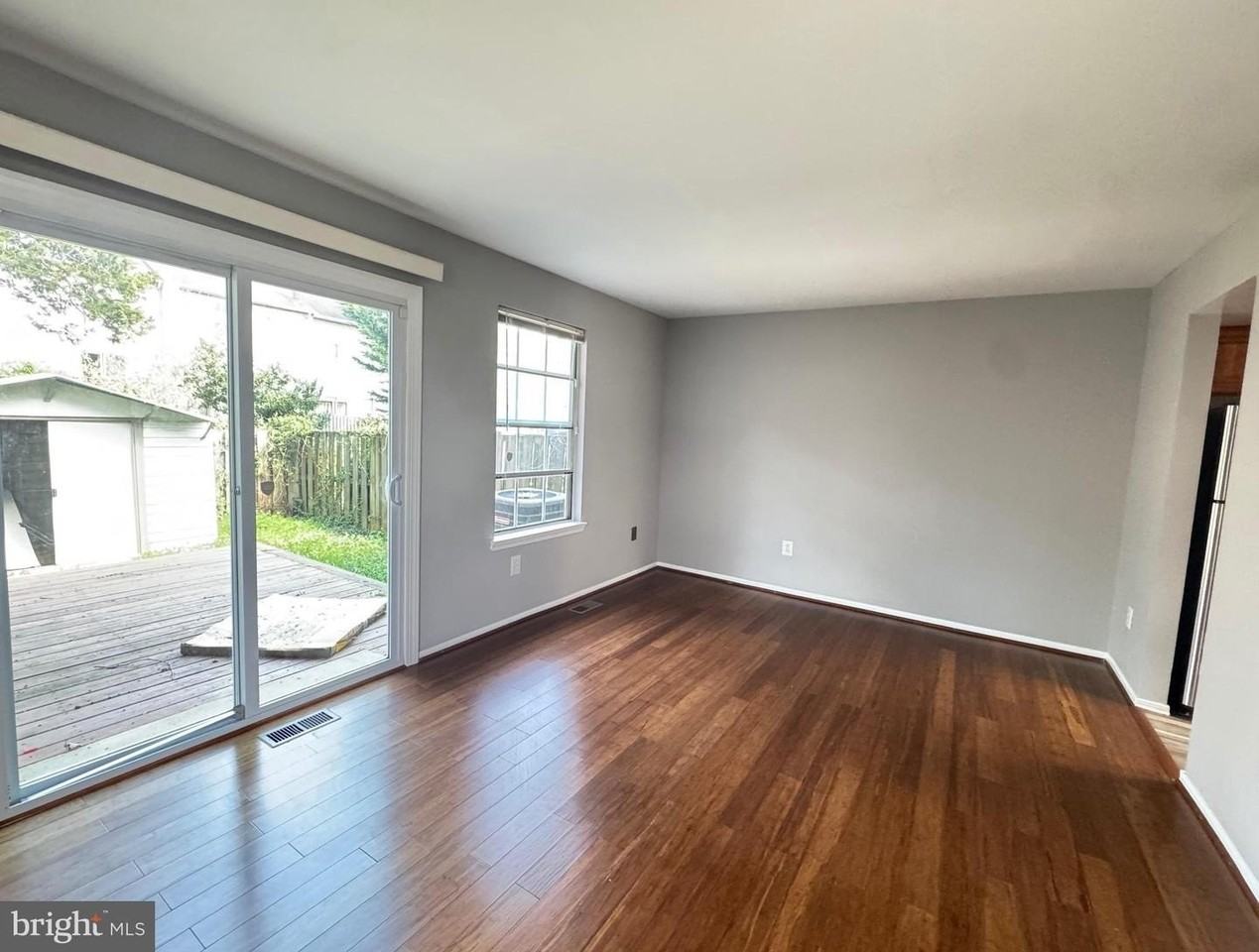 6674 Ducketts Ln - Photo 4 of 20