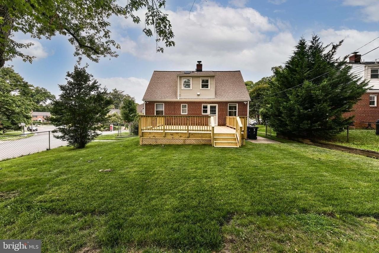 5021 24th St N - Photo 5 of 30