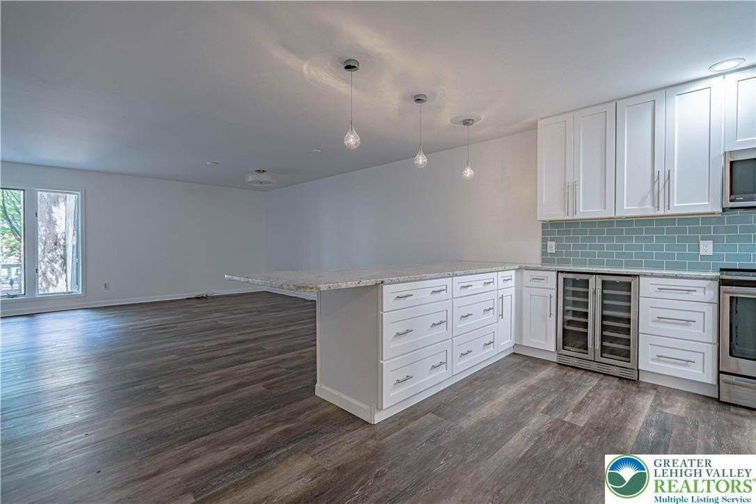 77 W Broad St Apt 18 - Photo 5 of 26