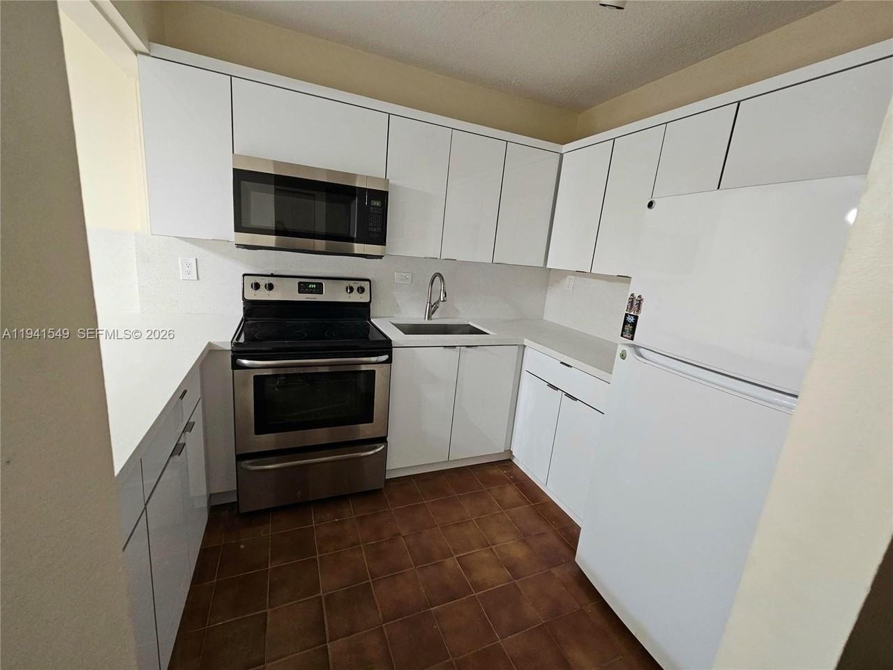 8990 Sw 24th St #228 - Photo 6 of 20