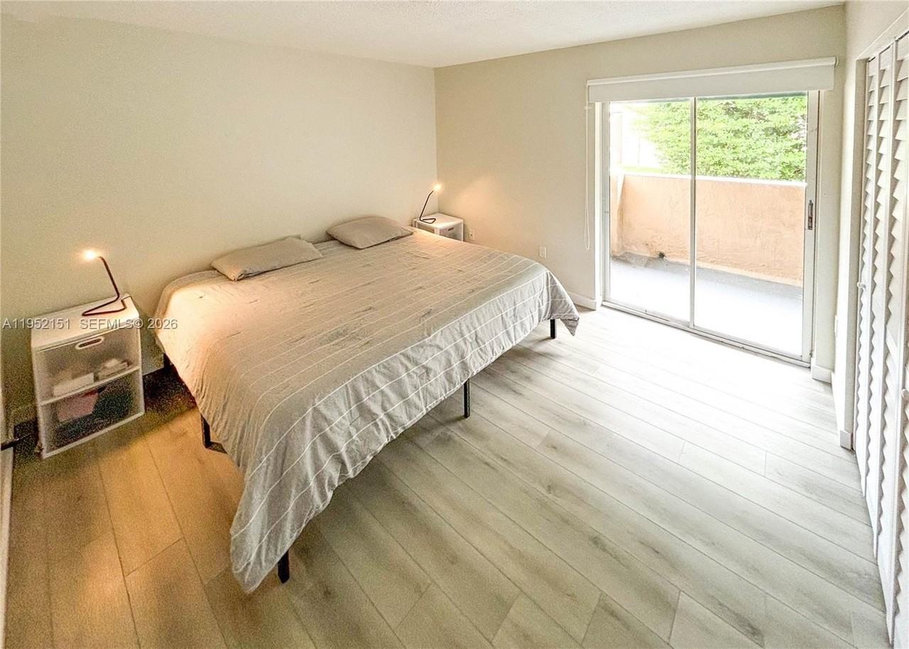 650 Nw 86th Pl #3-209 - Photo 5 of 20