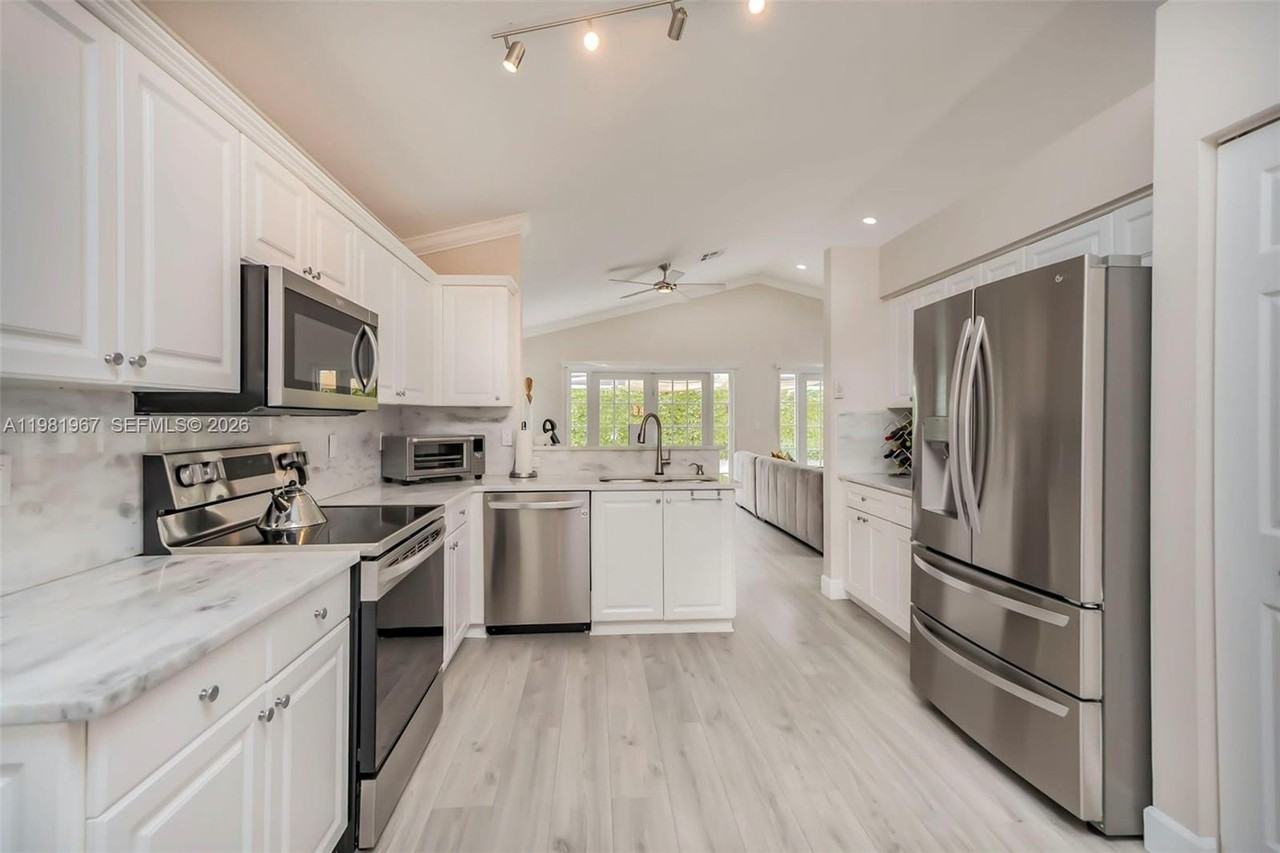 11030 Harbour Springs Cir #11030 - Photo 2 of 40