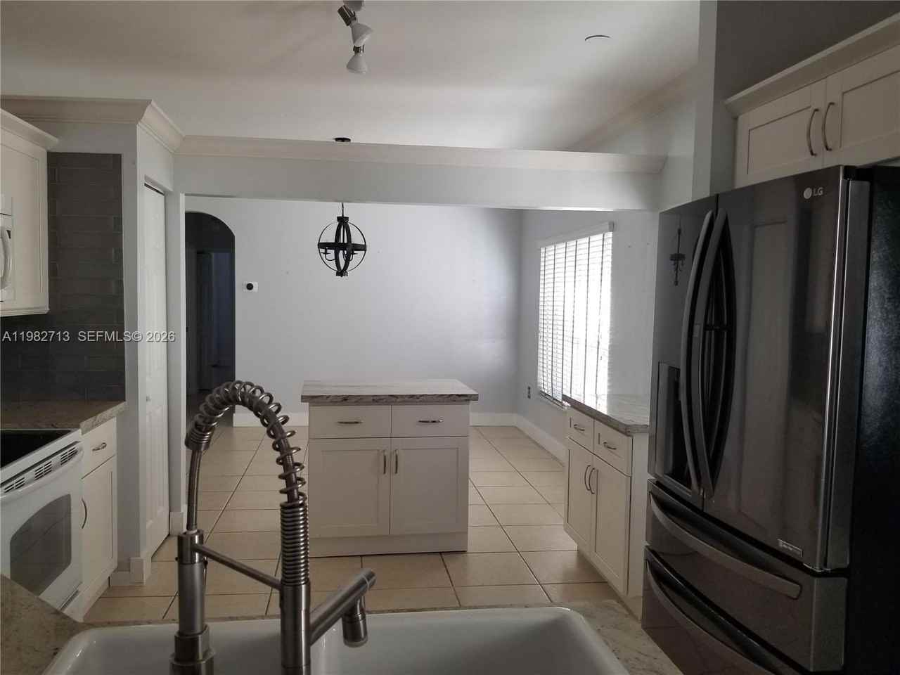 4153 Sapphire Ter - Photo 3 of 8