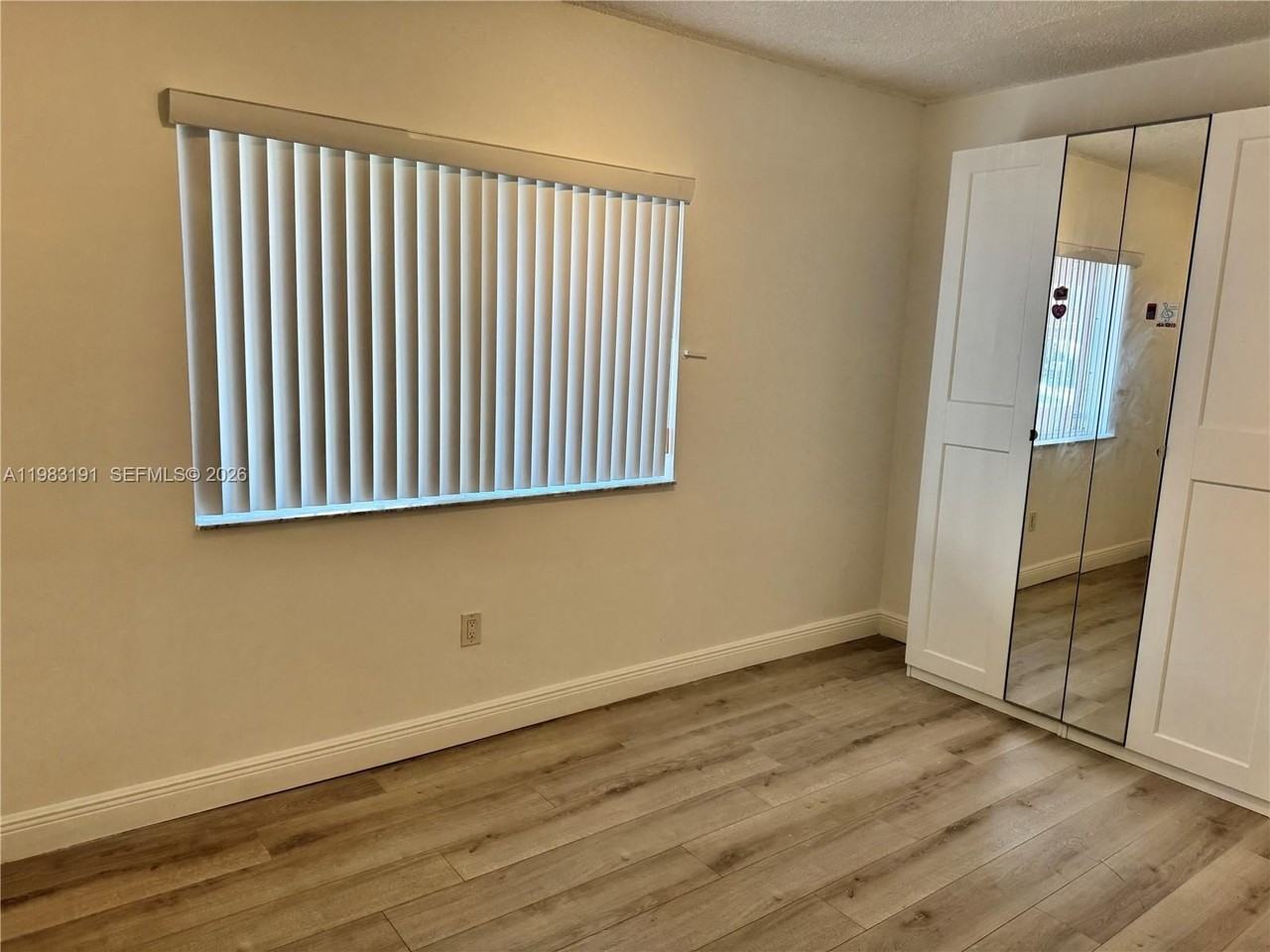 8025 Lake Dr #102 - Photo 5 of 23