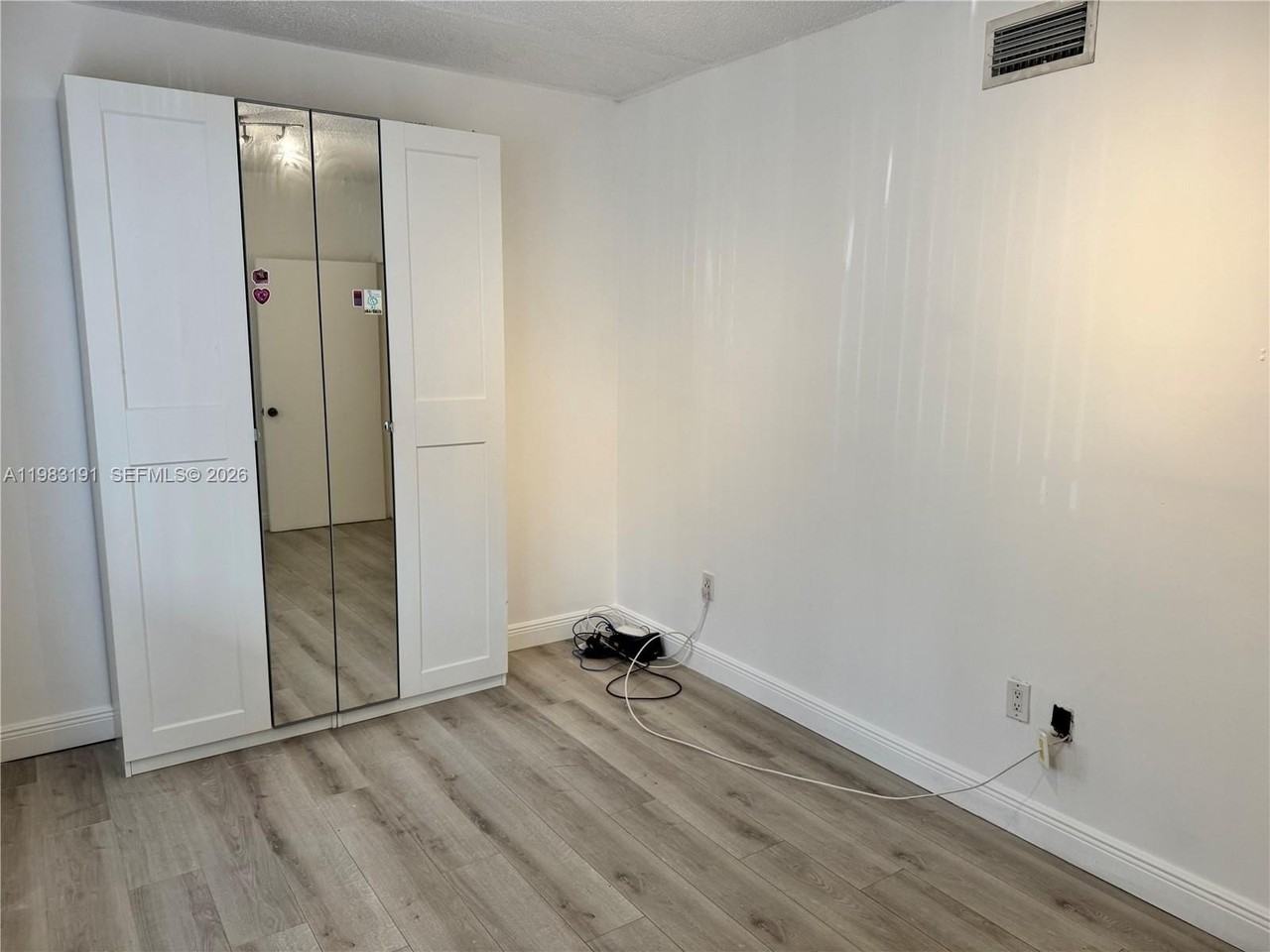 8025 Lake Dr #102 - Photo 7 of 23