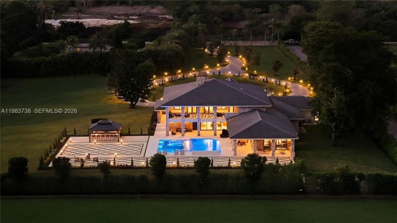 3320 Sw 121st Ave - Photo 6 of 50