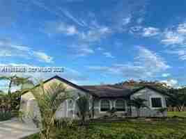 featured image of 15854 Tangelo Blvd