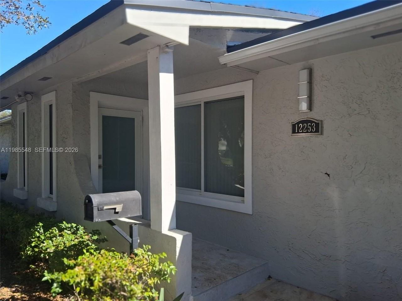 12253 Sw 82nd Ave #2 - Photo 2 of 6