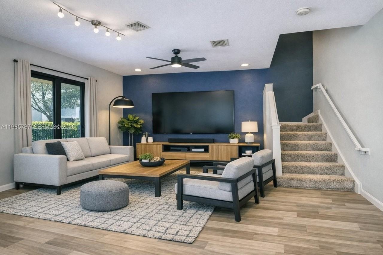 760 Ne 193rd Ter - Photo 7 of 50