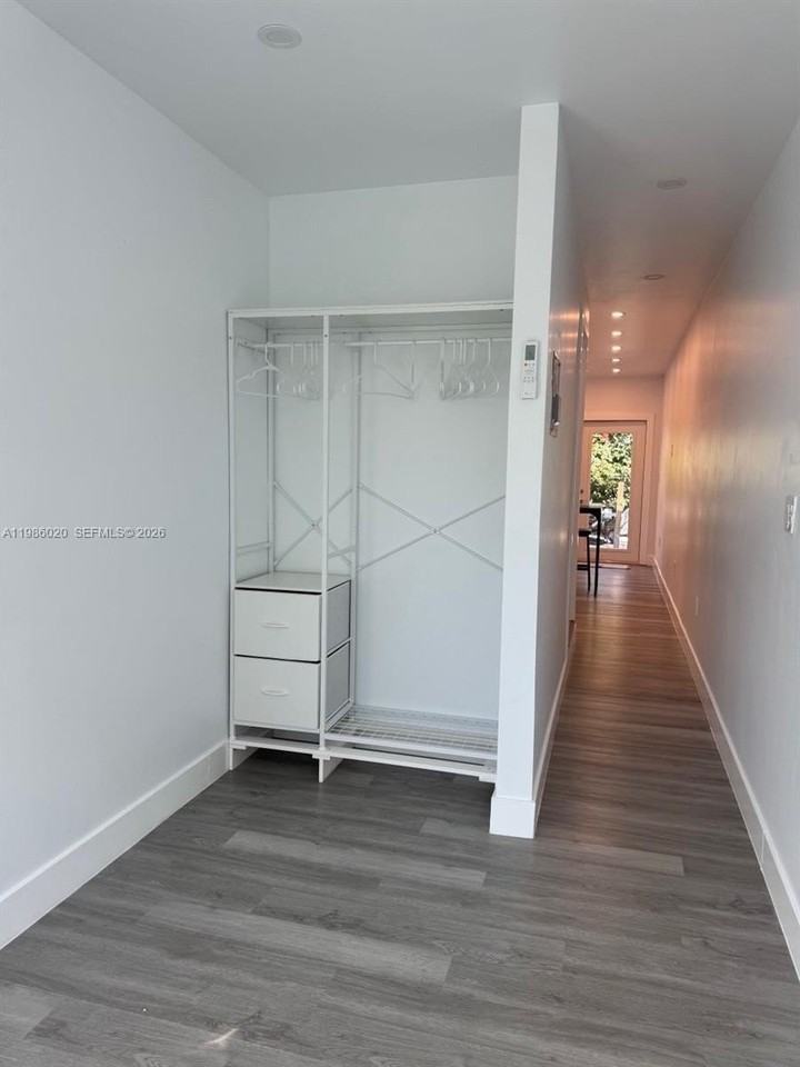 58XX Sw 122nd Ave #2 - Photo 3 of 8