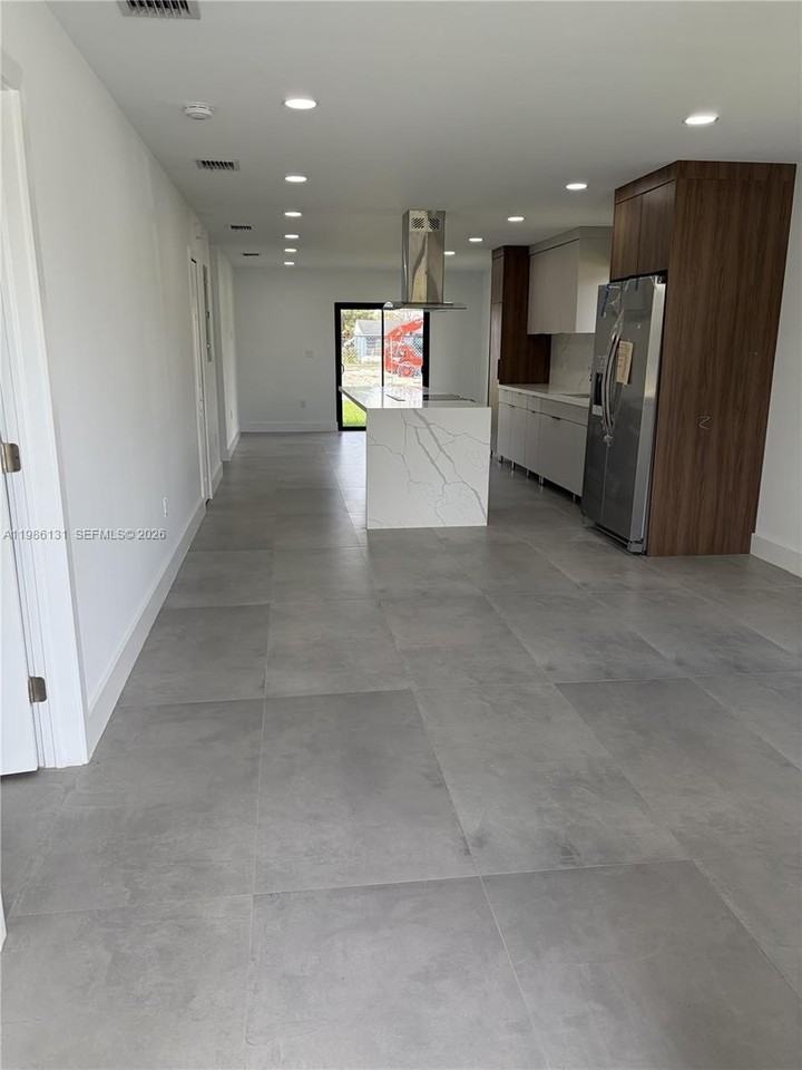 2421 Nw 153rd St #0 - Photo 6 of 43