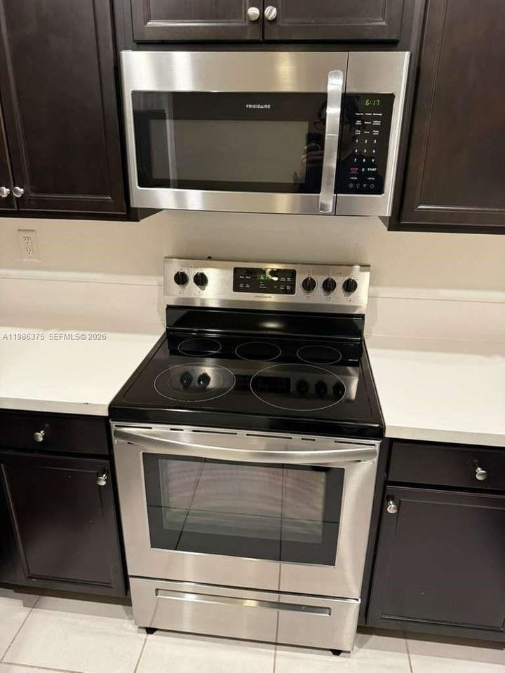 20773 Ne 5th Ct - Photo 7 of 16