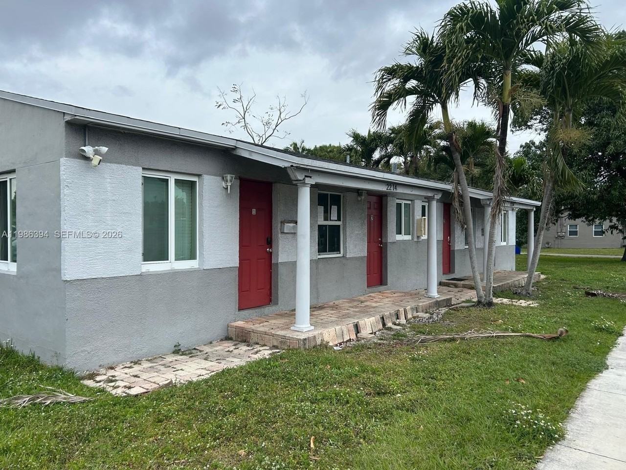 2214 N 25th Ave #2216-2 - Photo 2 of 7