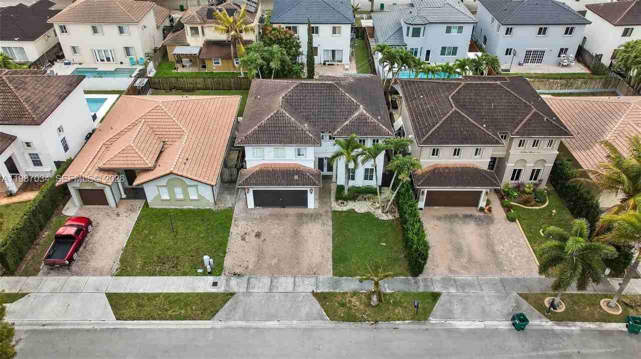 15874 Sw 138th Ter #1 - Photo 4 of 12