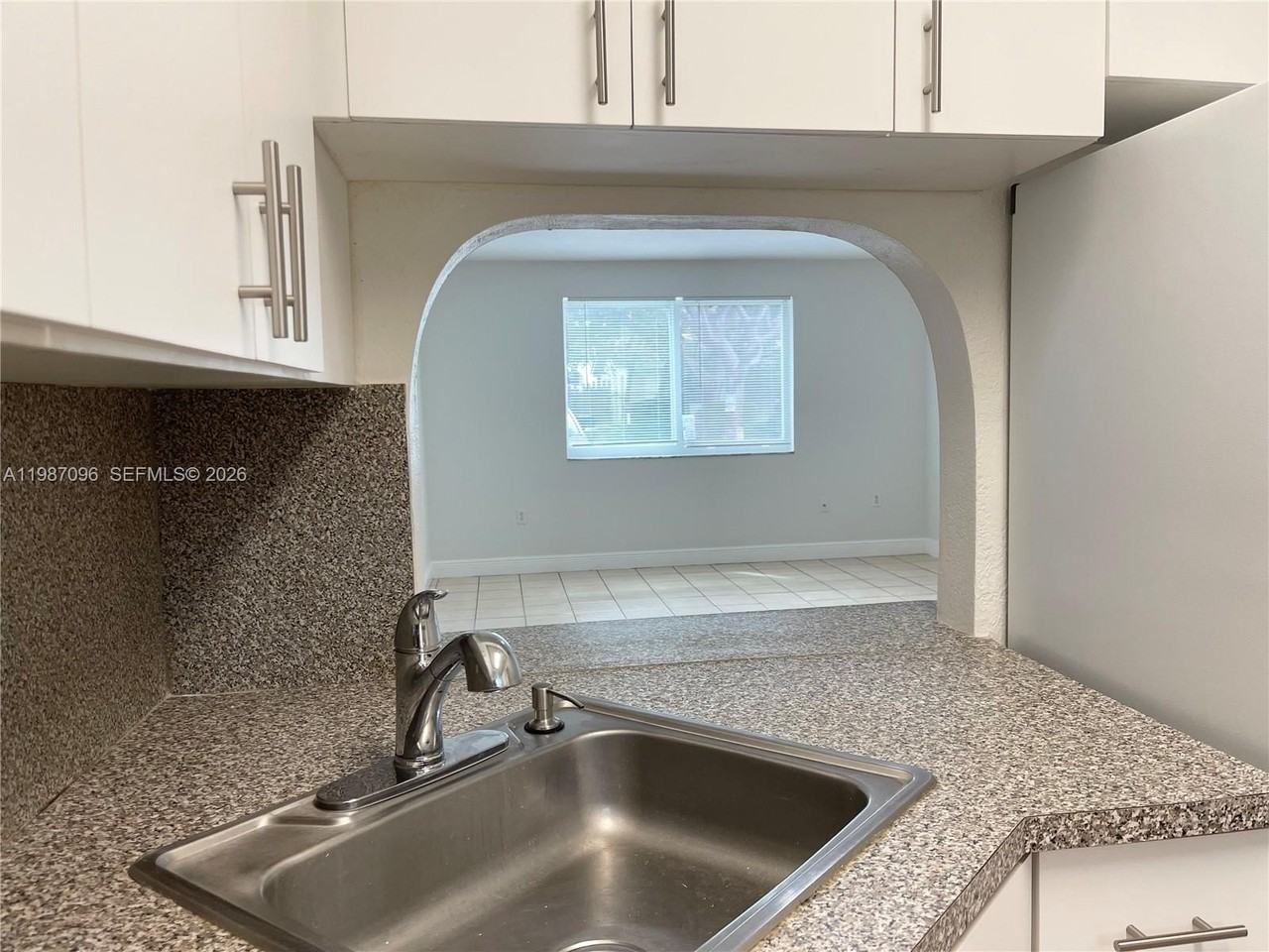 17255 Sw 95th Ave #114 - Photo 7 of 21