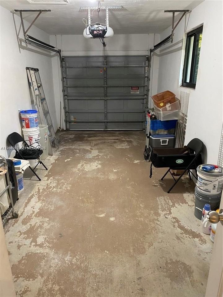 1501 Lisbon St - Photo 2 of 14