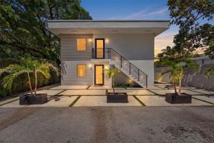 37 Nw 59th St #4 - Photo 1 of 1